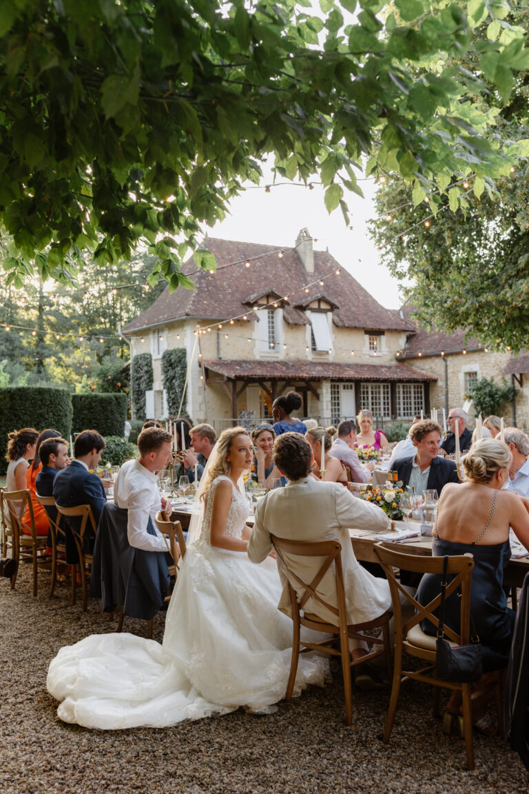 photographe mariage dordogne et diner en extérieur en dordogne